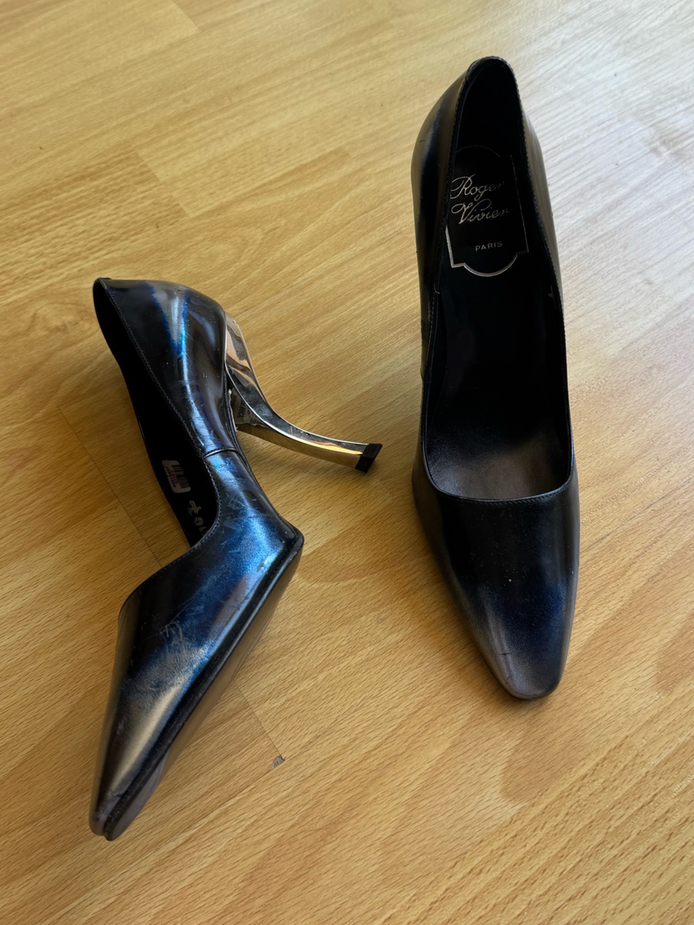 Vintage Roger Vivier heels